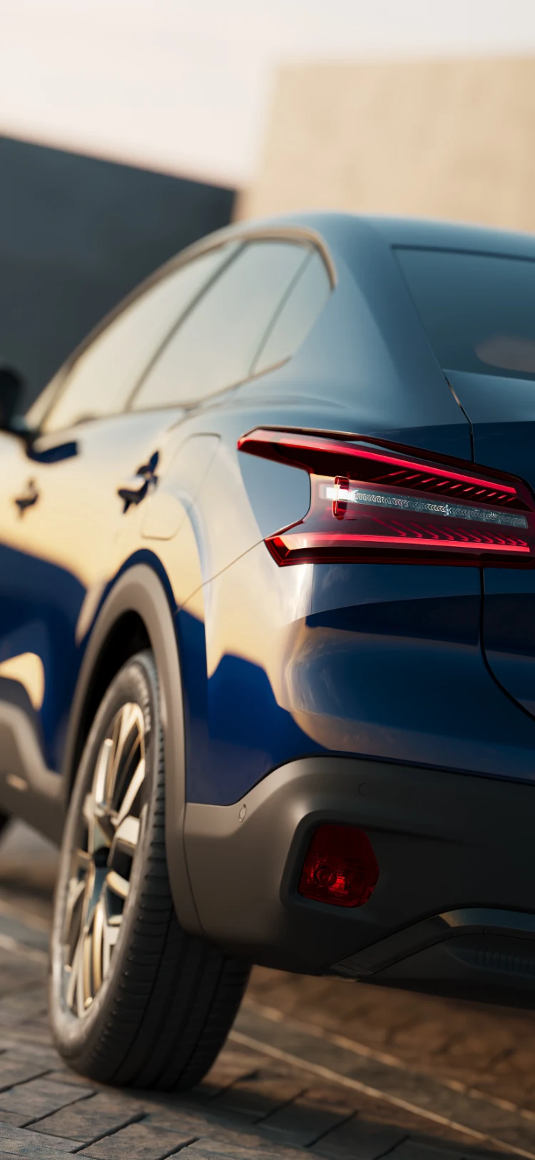 Vue intérieure large de la Citroën C4 X montrant les sièges avant et arrière dans un habitacle spacieux
